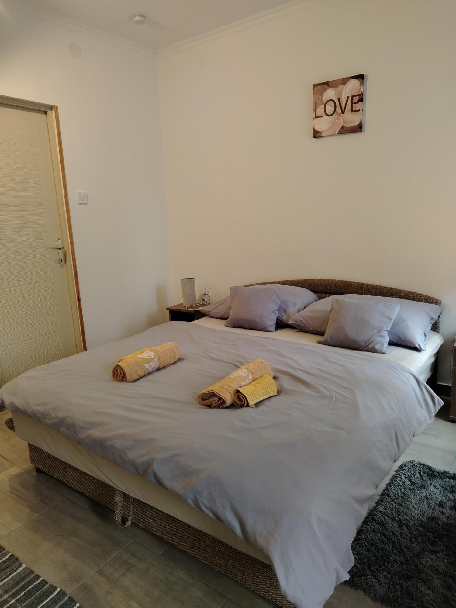 Kaptarko Apartmanhaz Demjén Εξωτερικό φωτογραφία